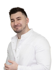 Пластический хирург Максимильян Владимирович Абозин