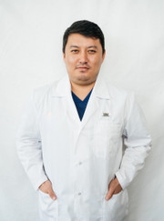 Травматолог, уролог Нурсултан Арыстанбекович Рахимжанов