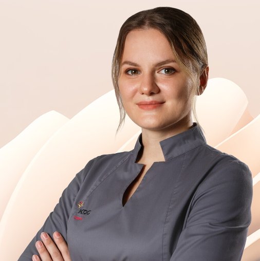 Елена Олеговна Ушакова