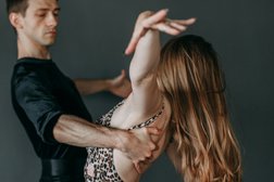 Студия танца Inside, с рейтингом 5 - находится по адресу Тюмень, улица Герцена, 82/1 