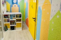 Детский развивающий центр Smartykids, с рейтингом 4.7 - находится по адресу Москва, Ходынский бульвар, 17 