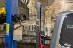 Автосервис Red Garage, с рейтингом 3.5 - находится по адресу Киров, Октябрьский район, Преображенская улица, 79 