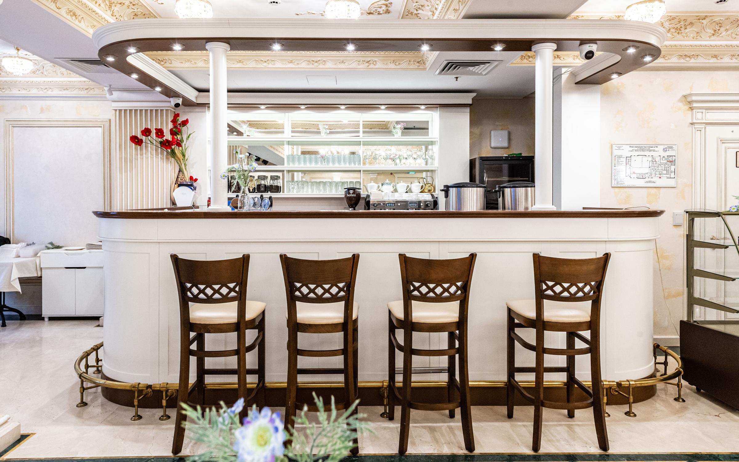 Вднх кафе терраса. Недорогие рестораны вднх. Кафе на вднх в 90. Парк вднх рестораны. Ресторан домик в саду вднх меню.