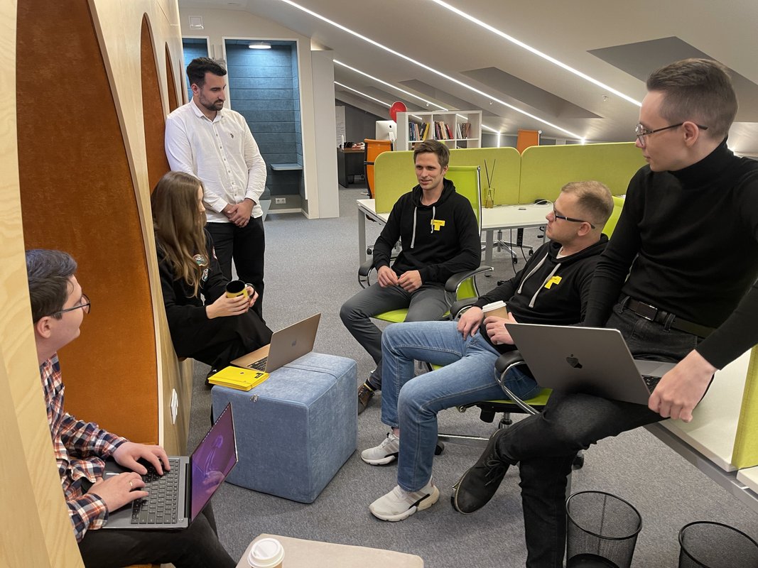 фотография Компании Coding Team на метро Василеостровская