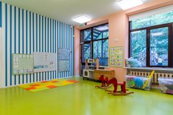 Центр дошкольного образования P`titcref, с рейтингом 3.9 - находится по адресу Москва, Сиреневый бульвар, 9а 