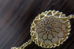 Ювелирная мастерская Три брата, с рейтингом 3.5 - находится по адресу Алматы, Панфилова, 92 