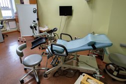 Семейная клиника Репромед, с рейтингом 4.3 - находится по адресу Челябинск, Либкнехта, 20а 