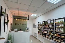 Студия массажа "Let Time Stop", с рейтингом 4.8 - находится по адресу Республика Бурятия, Улан-Удэ, Гагарина, 27 к3 