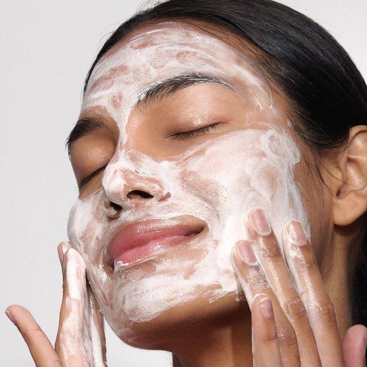 Прыщи во время беременности 1 триместр: Почему они появляются и как с ними жить