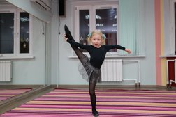 Детский клуб Школа волшебников, с рейтингом 5 - находится по адресу Московская область, Чехов, Земская улица, 8 