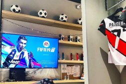 Барбершоп Раздевалка, с рейтингом 3.2 - находится по адресу Москва, Ярцевская улица, 19 