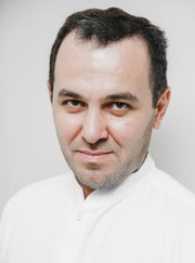 Хирург, маммолог Эльдар Рамазанович Тикаев