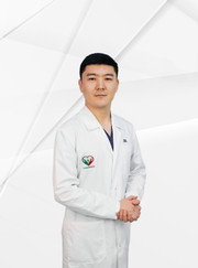 Отоларинголог Қуаныш Еркінұлы Дуйсеков