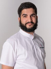 Имплантолог, стоматолог Эмин Халигович Мамедли