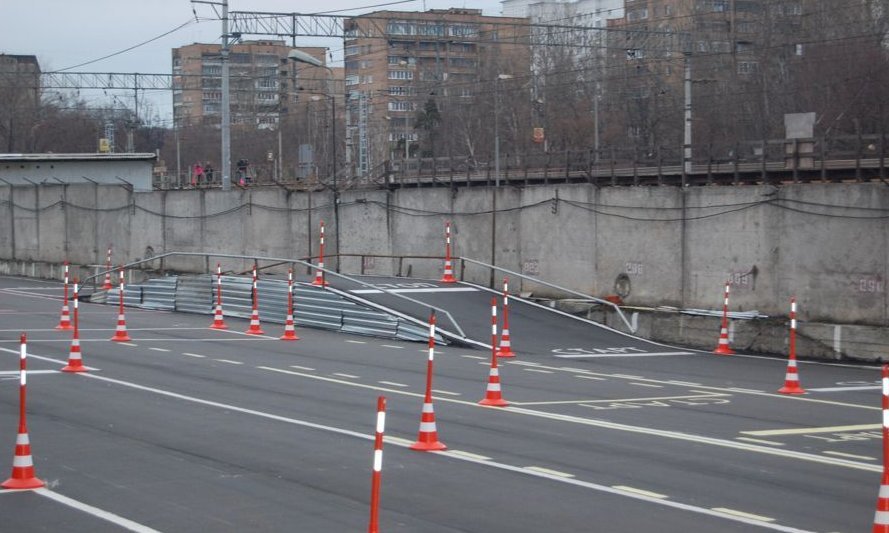 Автошкола калита. Автошкола Кучино Железнодорожный. Автошкола Калита Кучино. Фокинский район парк ЖД автошкола. Площадка категория а в Кучино.