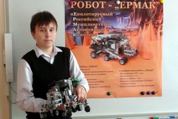 Лицей Полифорум №180, с рейтингом 2.4 - находится по адресу Екатеринбург, улица Крестинского, 43 
