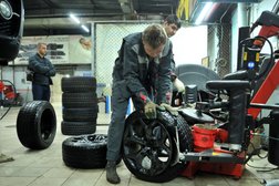Автосервис Сенатор, с рейтингом 3 - находится по адресу Брянск, Объездная улица, 18 