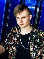 Диджей, преподаватель музыки Николай Андреевич Скобелев