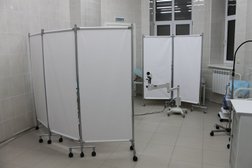 Медицинский центр Кари, с рейтингом 2.7 - находится по адресу Екатеринбург, Карельская улица, 53 