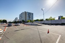 Автошкола Стимул-БВИ, с рейтингом 4.2 - находится по адресу Москва, Новоясеневский проспект, 13к2 