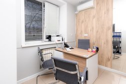 Семейная стоматология Family Denty, с рейтингом 4.9 - находится по адресу Иркутск, Марата, 28 