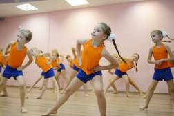 Ансамбль Ромашка, с рейтингом 3.7 - находится по адресу Иваново, проспект Строителей, 68а 