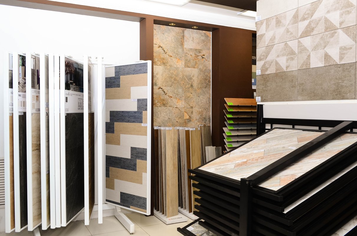 Пиастрелла окружная 3. Пиастрелла екатеринбург. Екатеринбург ул. Екатеринбург ул. Торговый центр пиастрелла.