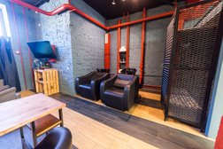 Барбершоп Logovo, с рейтингом 4.3 - находится по адресу Новосибирск, Вокзальная магистраль, 5 