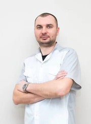 Имплантолог, стоматолог Максим Павлович Подгурский