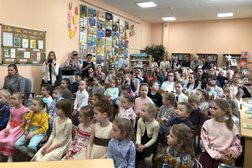 Детская библиотека №8, с рейтингом 3.4 - находится по адресу Санкт-Петербург, улица Крупской, 37 