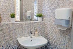 Стоматологический комплекс ART SMILES, с рейтингом 3.7 - находится по адресу Республика Татарстан, Набережные Челны, Вахитова проспект, 54в 