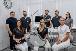 Реадовская стоматологическая клиника, с рейтингом 5 - находится по адресу Смоленск, проспект Строителей, 12А 