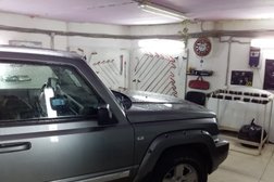 Мастерская по ремонту вмятин без покраски Авто-джин, с рейтингом 4.3 - находится по адресу Республика Башкортостан, Уфа, Худайбердина, 105а 