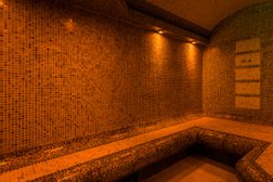 Парк-отель Сосновый бор, с рейтингом 3.4 - находится по адресу Новосибирск, Новая Заря, 53а 