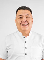 Стоматолог-терапевт, стоматолог Жасулан Кожамсеитович Достанбеков