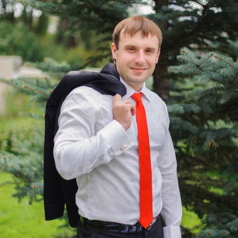 Олег Олегович Комаров