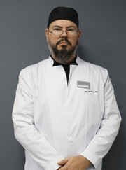 Анестезиолог, реаниматолог Дмитрий Борисович Амеров