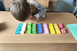 Детская развивающая студия Умники и умницы, с рейтингом 4 - находится по адресу Республика Марий Эл, Йошкар-Ола, Первомайская улица, 100 