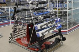 Торговый центр автозапчастей Автогарант, с рейтингом 4.9 - находится по адресу Тольятти, Коммунистическая улица, 100 