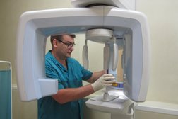 Люксдент, с рейтингом 2.9 - находится по адресу Омск, Перелёта, 8/1 