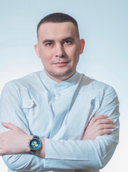 Стоматолог, стоматолог-терапевт Михаил Анатольевич Лисачкин