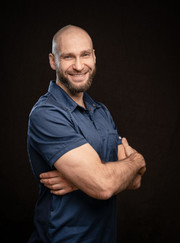 Имплантолог, стоматолог Михаил Наумович Заславский