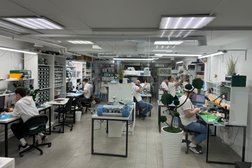 Центр по ремонту смартфонов, планшетов, ноутбуков Like Service, с рейтингом 3.5 - находится по адресу Омск, улица Красный Путь, 32 