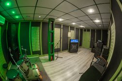 Репетиционная база Red Gates, с рейтингом 4.9 - находится по адресу Москва, улица Правды, 24с3 