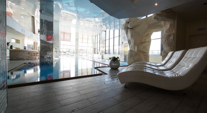 fitnes klub loder gorod yaht na