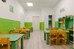 Английский частный детский сад Горница-Узорница, с рейтингом 5 - находится по адресу Москва, Чонгарский бульвар, 26Ак2 