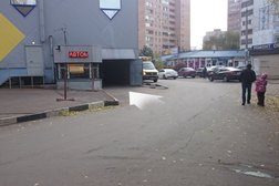 Автокомплекс на Лётной улице, 40а в Мытищах, с рейтингом 4.4 - находится по адресу Московская область, Мытищи, Лётная улица, 40а 
