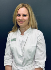 Стоматолог, стоматолог-терапевт Жанна Игоревна Стрижова